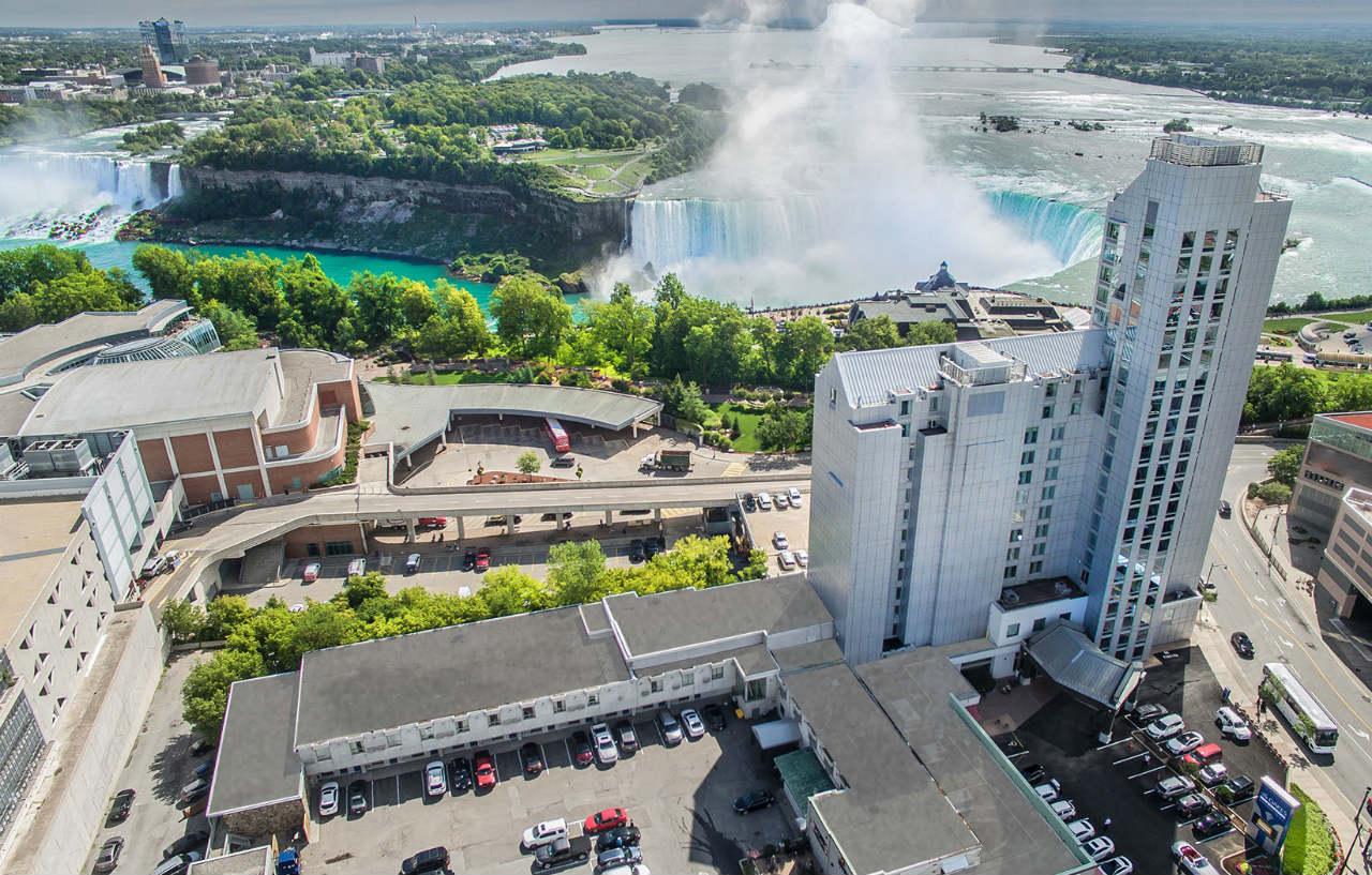 The Oakes Hotel Overlooking The Falls Niagara-Fälle Exterior foto